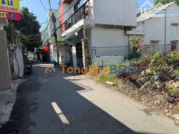 Nhà Võ Văn Kiệt Sơn Trà 80m² giá tầm 5.x tỷ - Ô tô vào nhà