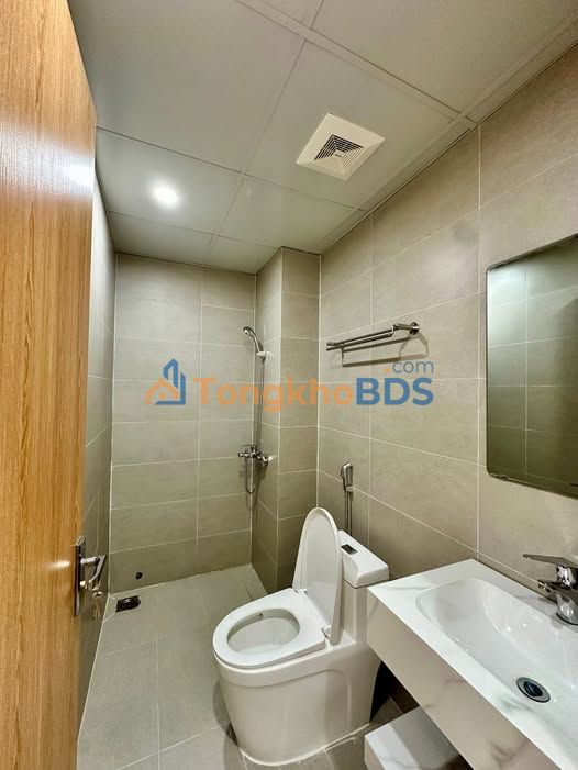 Townhouse Ngõ 641 Nguyễn Công Trứ 57m² 4 tỷ - Ô tô vào tận nhà