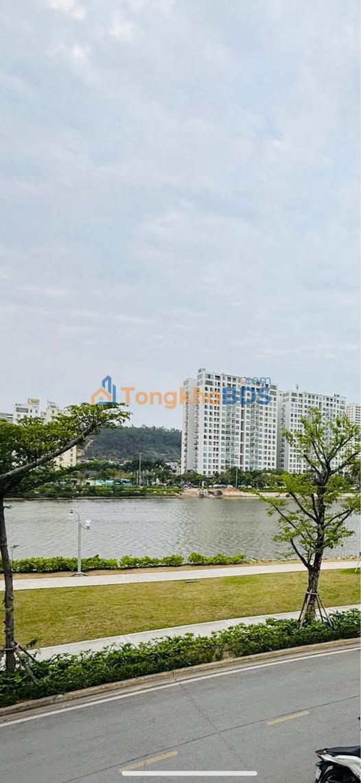 Nhà riêng Hùng Thắng Hạ Long giá thỏa thuận - View hồ chill