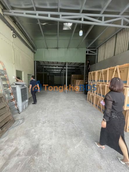 Kho xưởng Bà Điểm Hóc Môn 350m² 23 triệu - Hoạt động ngay