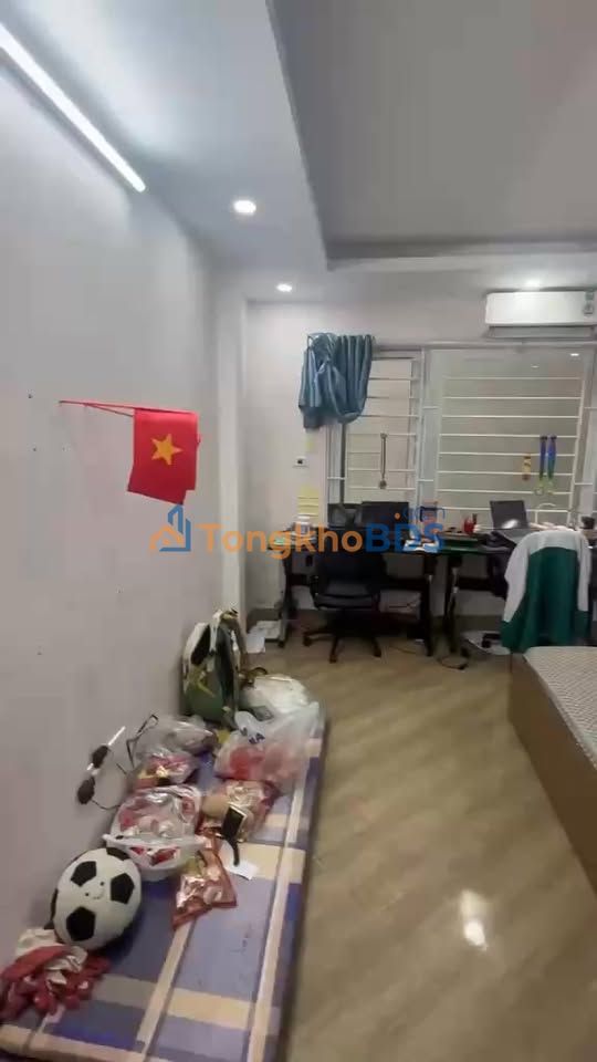 Room for Rent Ngõ 219 Định Công Thượng 30m² giá 3.7 triệu - Tiện nghi hiện đại