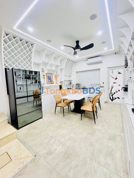 Nhà phố Aeon Tên Lửa 72m² 9 tỷ - Mặt tiền kinh doanh