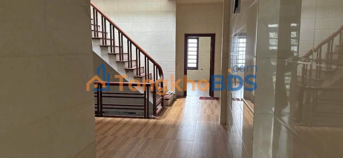 Nhà 3 tầng Trần Phú 8,5 triệu - Mặt tiền kinh doanh