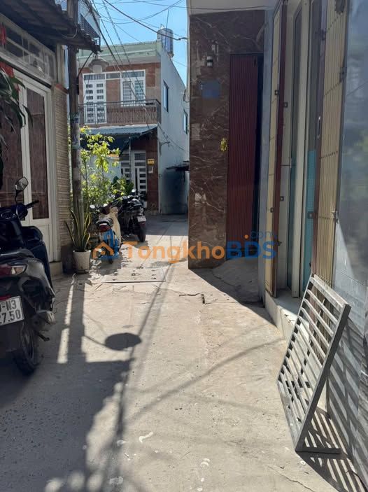 Nhà Quận 8 hẻm 240 Lưu Hữu Phước 13m² 2.18 tỷ - Sổ hồng sẵn