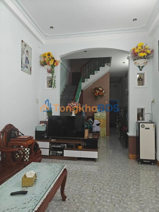 Nhà 3 tầng Võ Văn Dũng Quy Nhơn 60m² 4 tỷ - Ôtô vào nhà