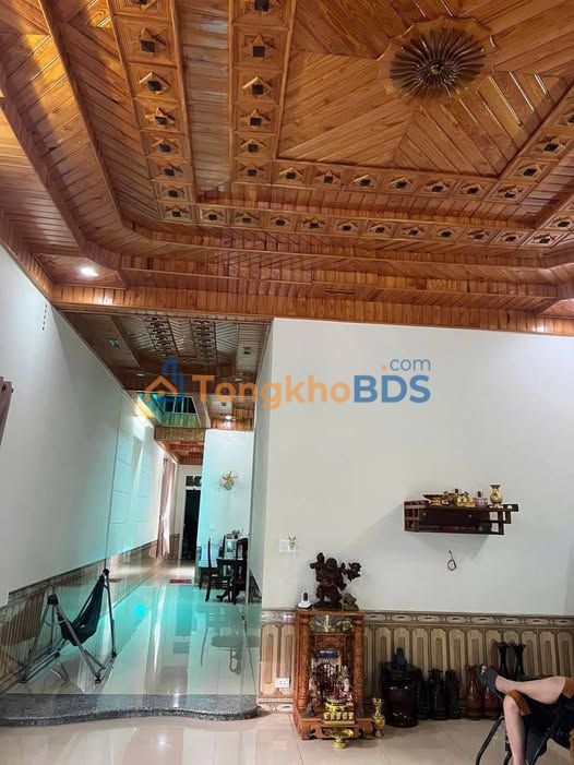 Nhà riêng Đông Gia Nghĩa 324m² giá 2 tỷ - Ô tô vào sân