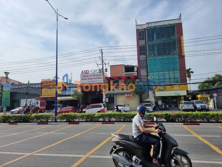 Nhà phố Đại Lộ Bình Dương 124m² 12 tỷ - Mặt tiền kinh doanh
