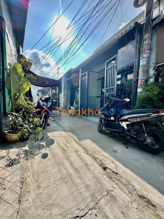 Nhà Hóc Môn Thới Tam Thôn 52m² 1.75 tỷ - Ô tô vào nhà