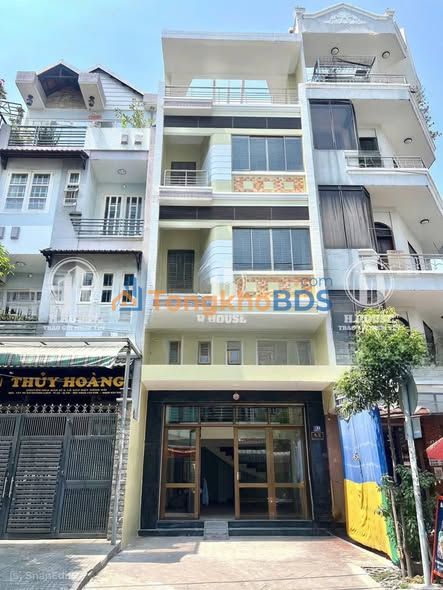 Nhà nguyên căn Ni Sư Huỳnh Liên 90m² 36 triệu - Ô tô vào tận nhà