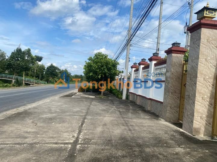 Đất nền Bến Lức 2.000m² giá 15.95 tỷ - Sổ đỏ rõ ràng