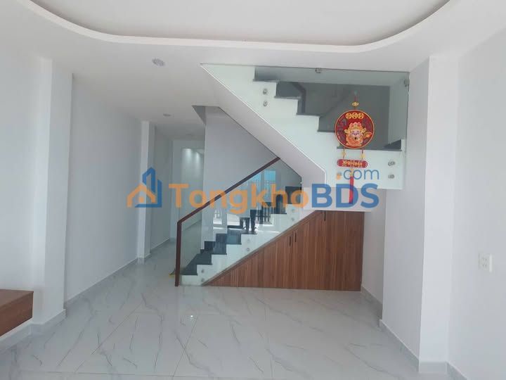 Nhà cho thuê P4 Đà Lạt 10 triệu/tháng - Ô tô vào tận nhà