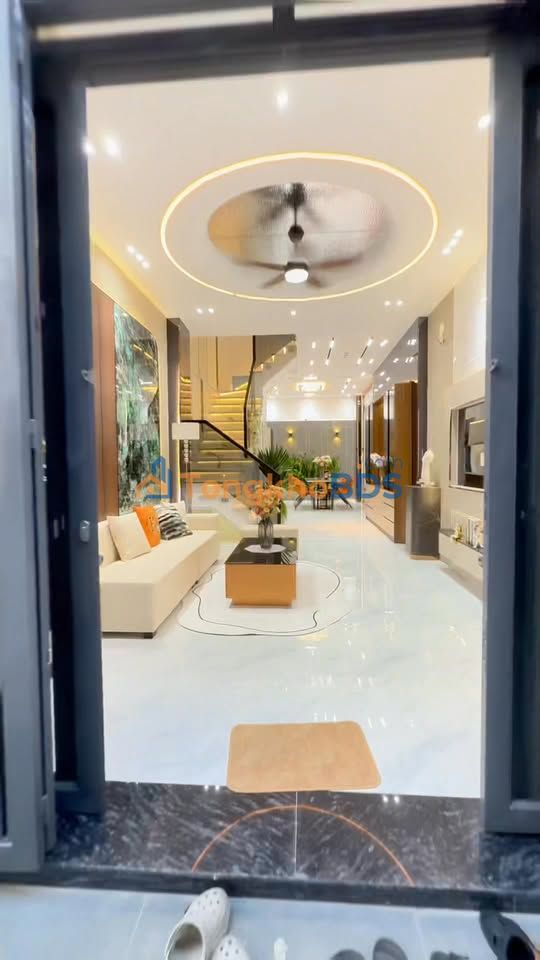 Nhà Nguyễn Thái Sơn-Phan Văn Trị 58m² 8.78 tỷ - Ô tô vào tận nhà