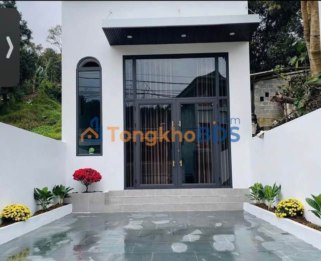 Nhà riêng Pom Hán 390m² 2.6 tỷ - Ô tô vào tận nhà