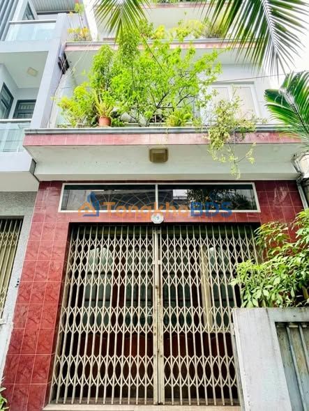 Nhà phố Nguyễn Biểu Q5 45m² 7 tỷ - Ô tô vào tận nhà