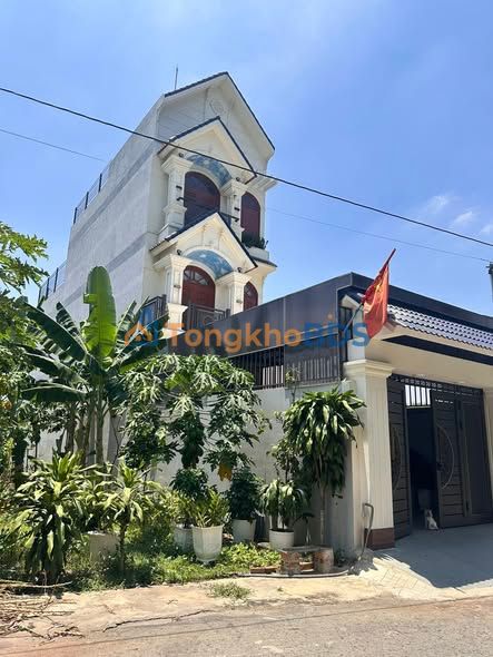 Nhà riêng Định Hòa TDM 5x39 giá 6 tỷ - Chính chủ bán