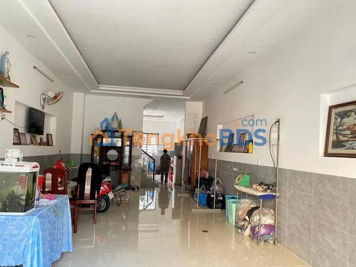 Nhà mặt tiền Phan Thanh Giản 90m² 4.999 tỷ - Kinh doanh