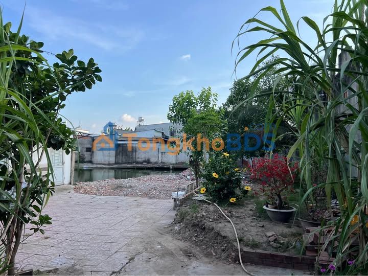 Mặt bằng Nguyễn Văn Cừ 1.000m² 8 triệu - Mặt tiền kinh doanh