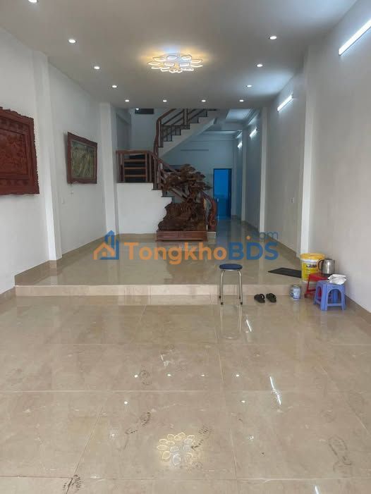 Nhà riêng Ngõ Phạm Thận Duật 97m² - Ô tô tận nhà sẵn