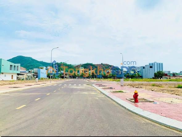 Đất nền Trạng Quỳnh Quy Nhơn 87m² giá 3.7 tỷ - Đường to ô tô