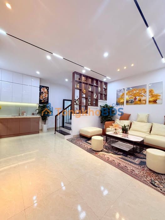 Nhà Nam Dư Hoàng Mai 30m² 7.8 tỷ - Ô tô vào tận nhà