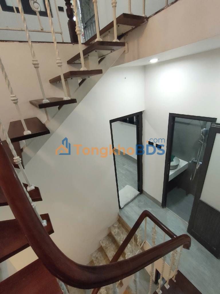 Nhà Kim Hoa Đống Đa 30.8m2 5.95 tỷ - Chính chủ bán