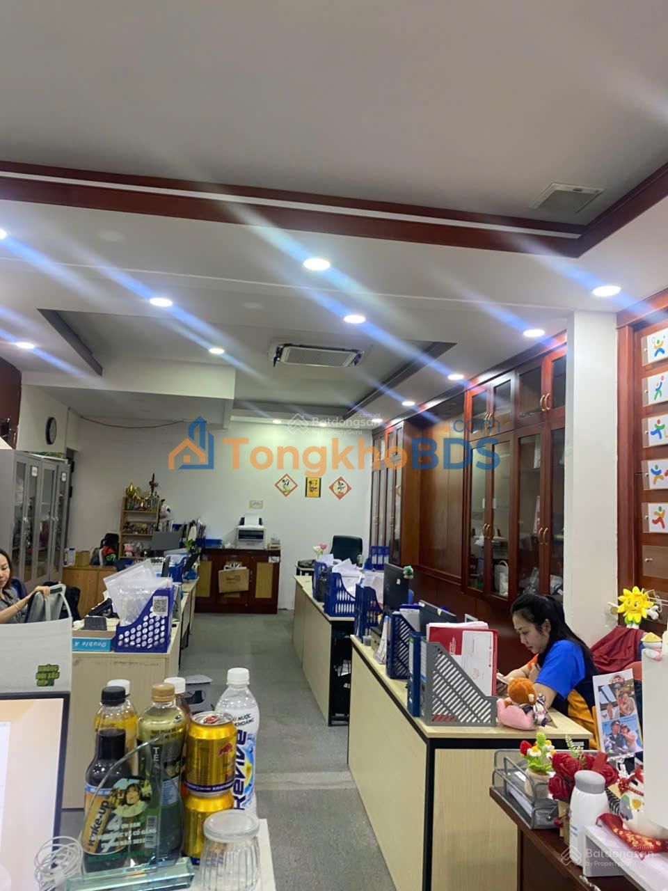 Mặt bằng 200m² đường 3/2 Quận 10 66 triệu - Mặt tiền kinh doanh