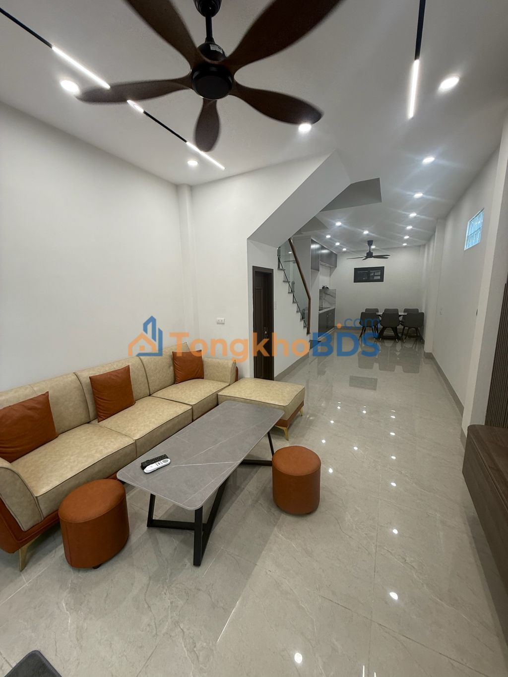 Nhà Phúc Lợi Long Biên 51m² 8.3 tỷ - Ô tô vào tận nhà