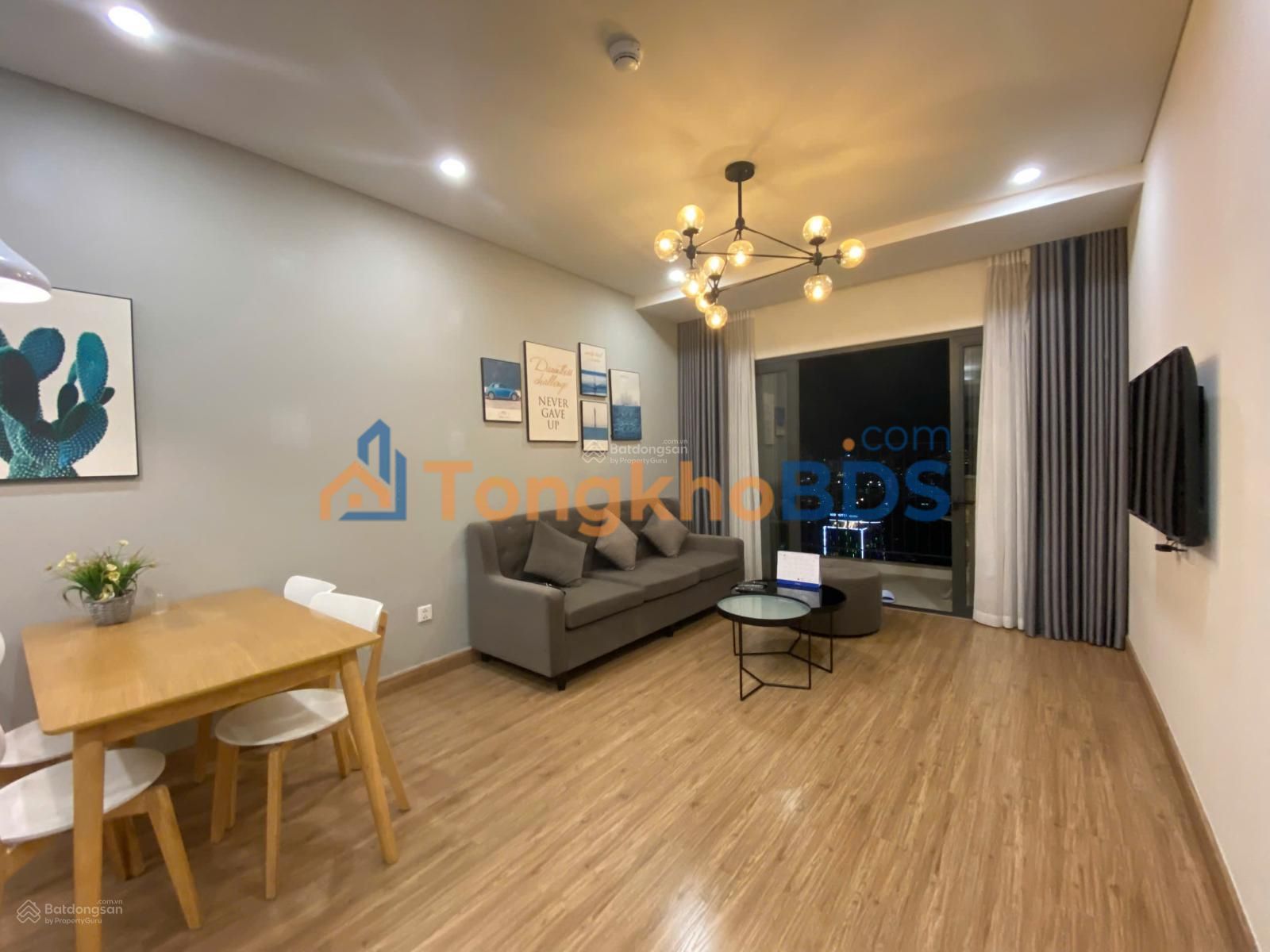 Căn hộ Sky Park Residence Cầu Giấy 79m² 21 triệu - Bàn giao ngay
