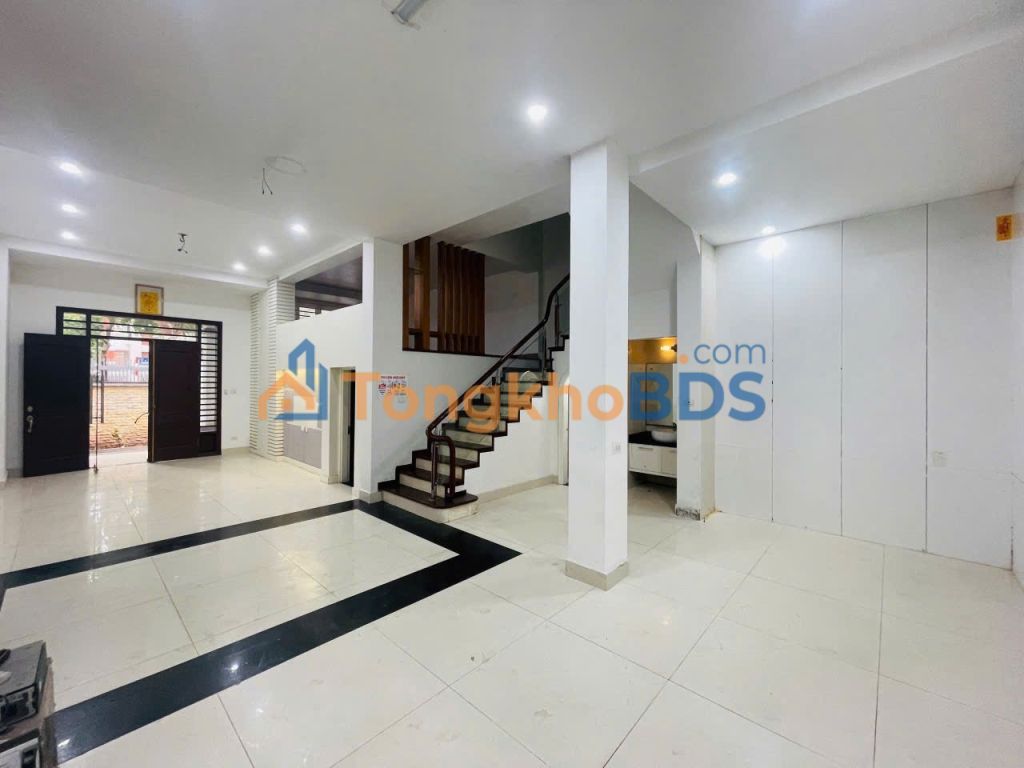 Biệt thự Mỹ Đình 2 200m² 38 triệu - Ô tô vào nhà