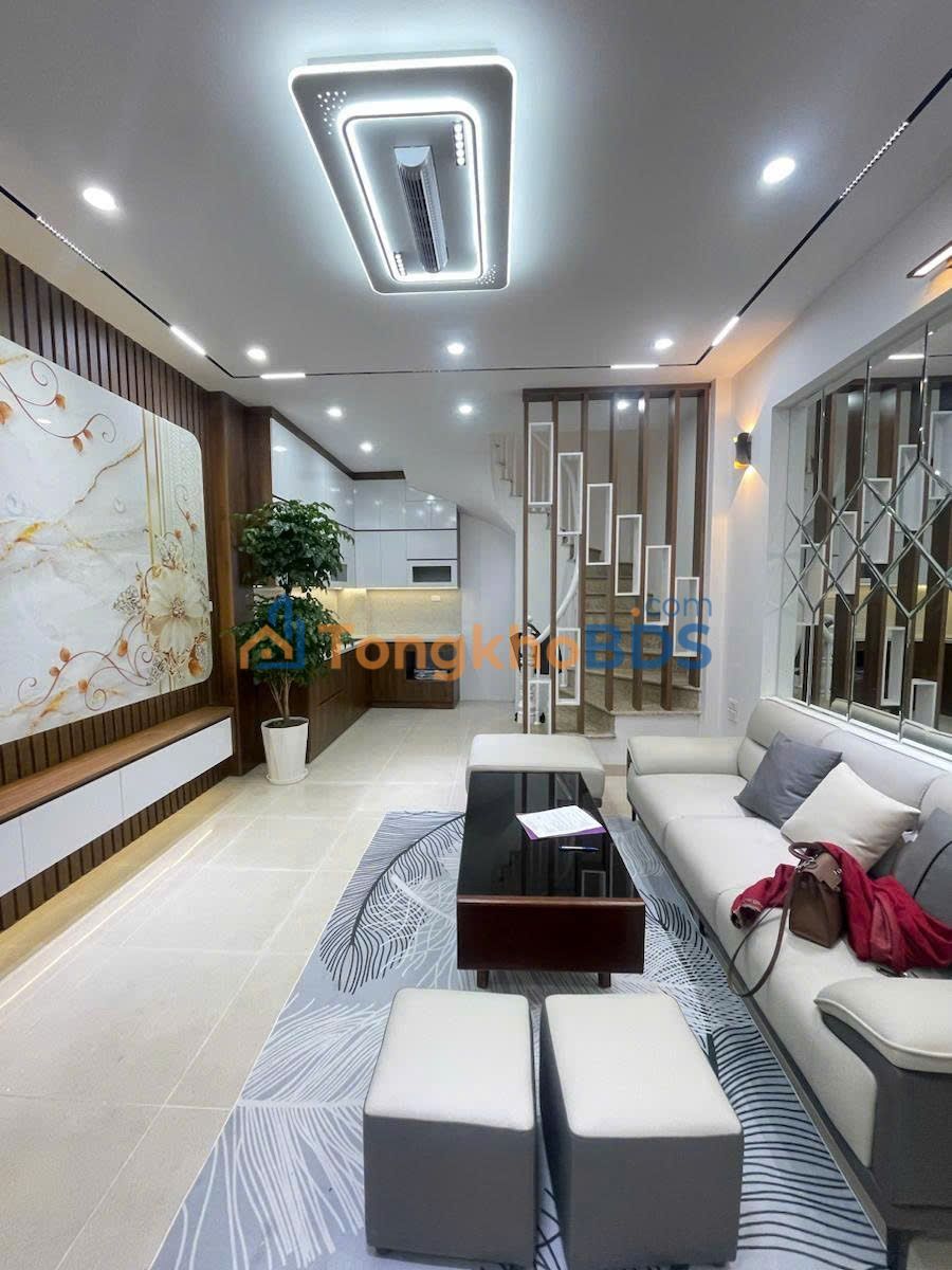 Nhà mặt phố Đội Cấn Ba Đình 46m² 26 tỷ - Chính chủ bán