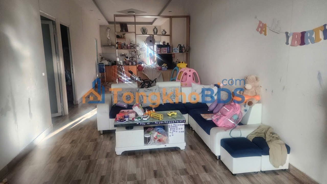 Nhà Lê Văn Tám Đà Lạt 120m² giá 2 tỷ - Chính chủ, sẵn sàng vào ở