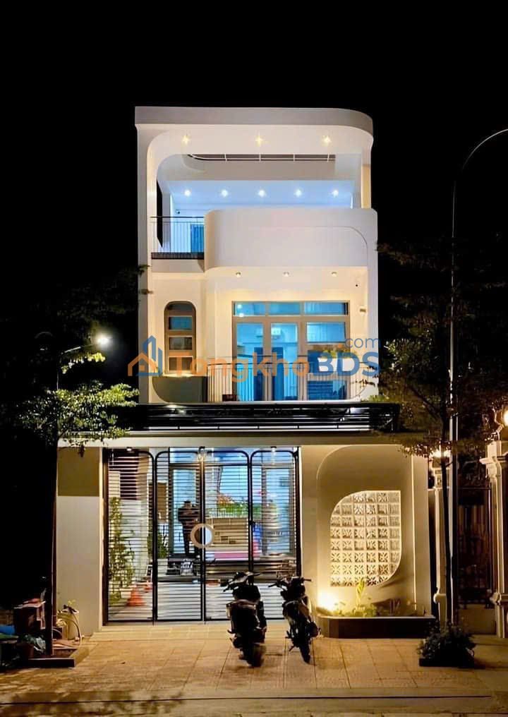 Mặt bằng Nguyễn Thị Định 365m² 145 triệu - mặt tiền kinh doanh