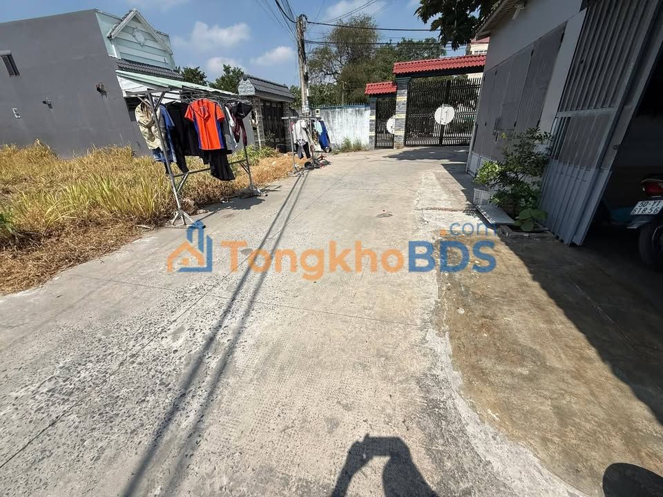 Đất nền Bà Điểm Hóc Môn 155m² 2.7 tỷ - Sổ đỏ chính chủ