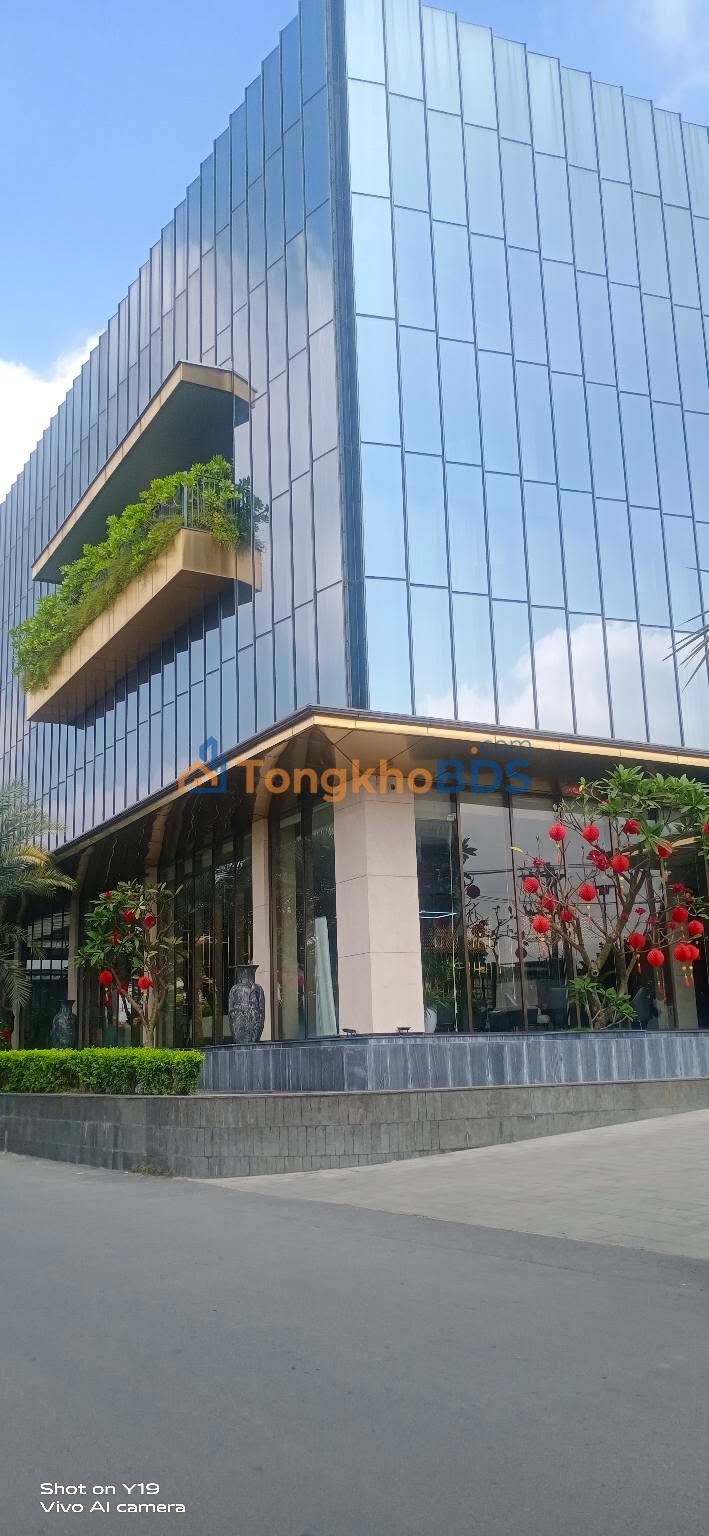 Townhouse Vĩnh Phú Thuận An 323m² 15 tỷ - Chính chủ bán