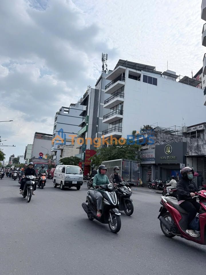 Nhà phố Phú Thọ Hòa 63m² giá 13,5 tỷ - Mặt tiền kinh doanh