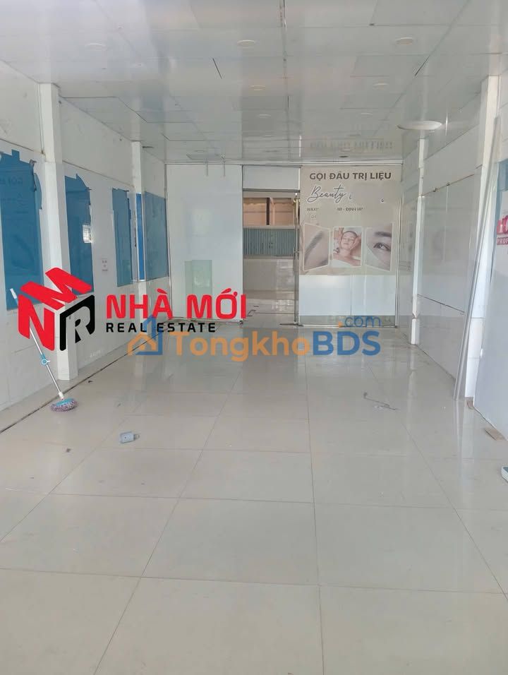 Nhà mặt tiền Hùng Vương P5 Cà Mau 115m2 - Mặt tiền kinh doanh