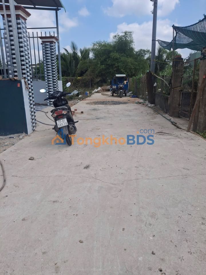 Nhà riêng Ấp Bà Ký Long Phước 118m² giá 1 tỷ - Ô tô vào tận nhà