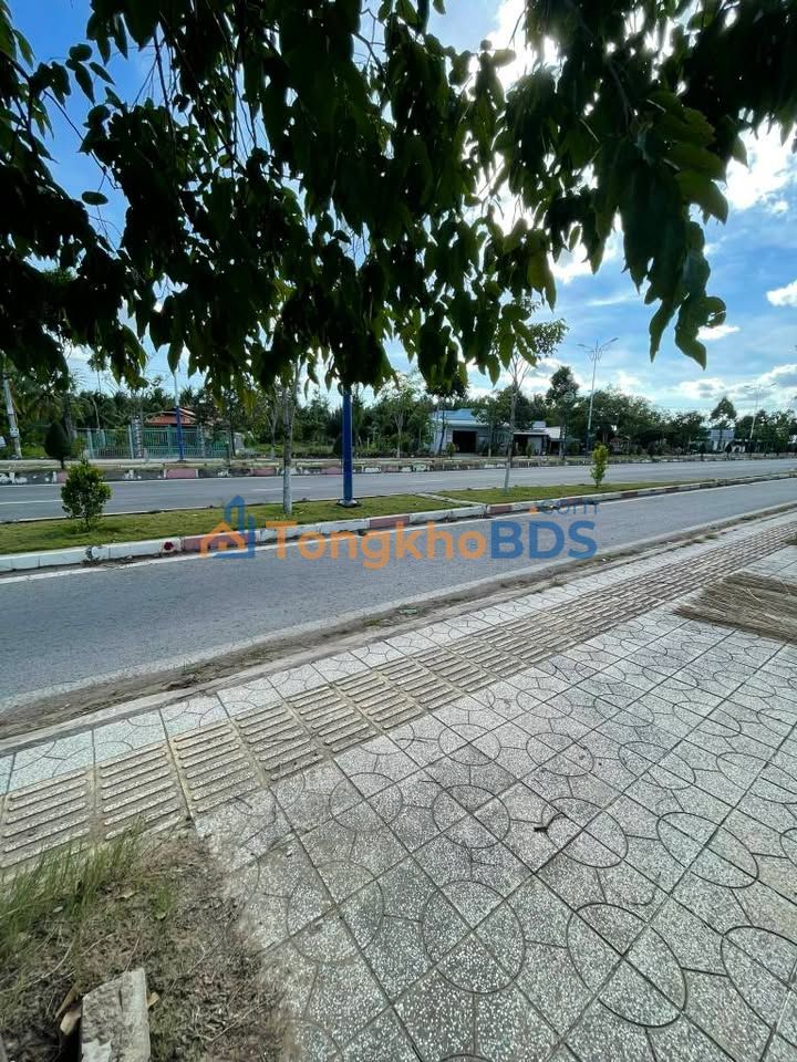 Đất nền Giồng Trôm 500m² 1.9 tỷ - Sổ đỏ chính chủ