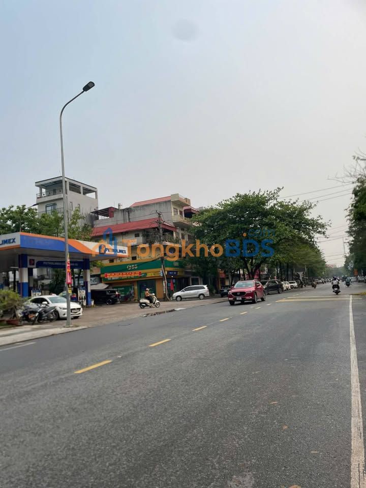 Nhà phố Ngô Gia Tự Suối Hoa 130m² 2 tỷ – Mặt tiền KD