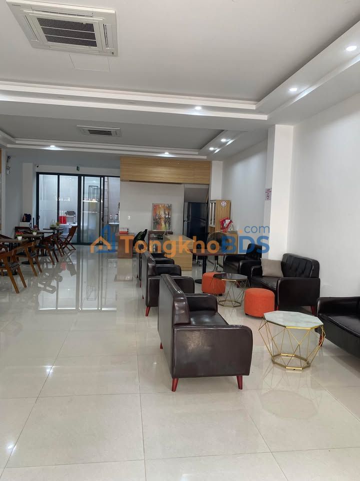 Mặt bằng Đường D3 Thủ Đức 44m² 15 triệu - Mặt tiền kinh doanh