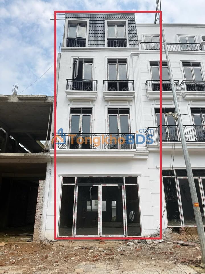 Nhà Sa Pa 100m² giá 4 tỷ - Vị trí đẹp trung tâm