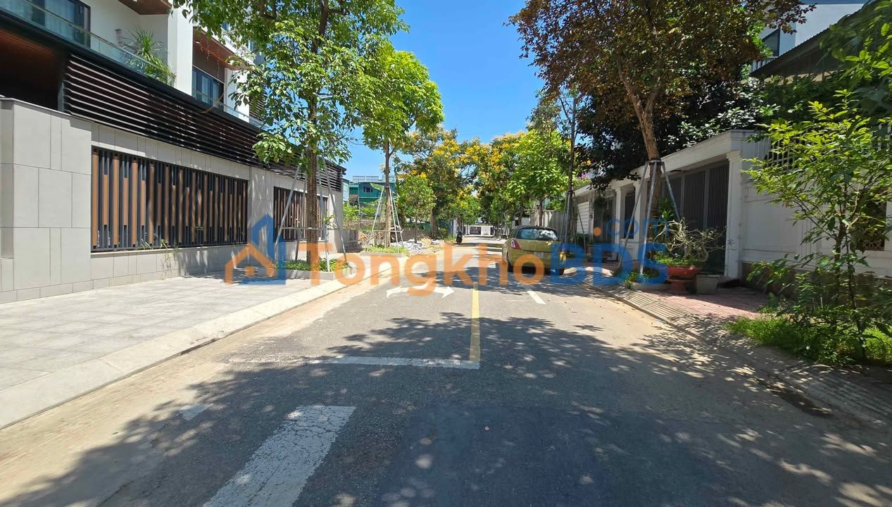 Đất nền Lê Ninh, TP Hà Tĩnh 130m² 5 tỷ - Đường to ô tô