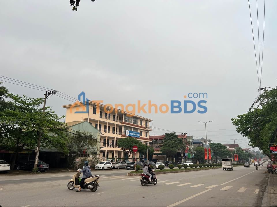 Nhà phố CMT8 Sông Công 120m2 - Mặt tiền kinh doanh