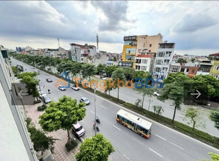 Nhà phố Ngô Gia Tự 105m² 33 tỷ - Mặt tiền kinh doanh nhộn nhịp