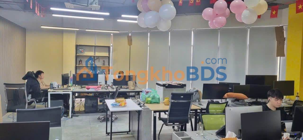 Văn phòng Mễ Trì 386m² 2.702 tỷ - Hoạt động ngay