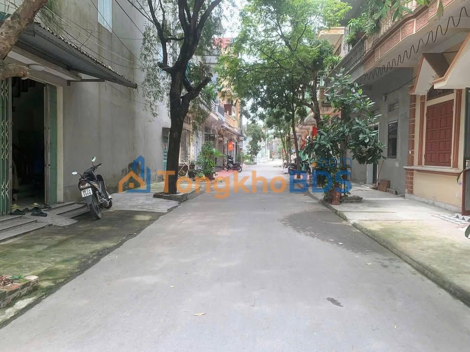 Đất nền Bắc Giang 70m² 4 tỷ - Sổ đỏ chính chủ bán gấp