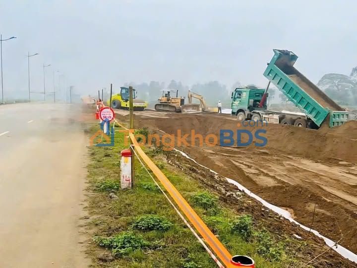 Đất nền Sầm Sơn 75m² giá 3 tỷ - Đường to ô tô