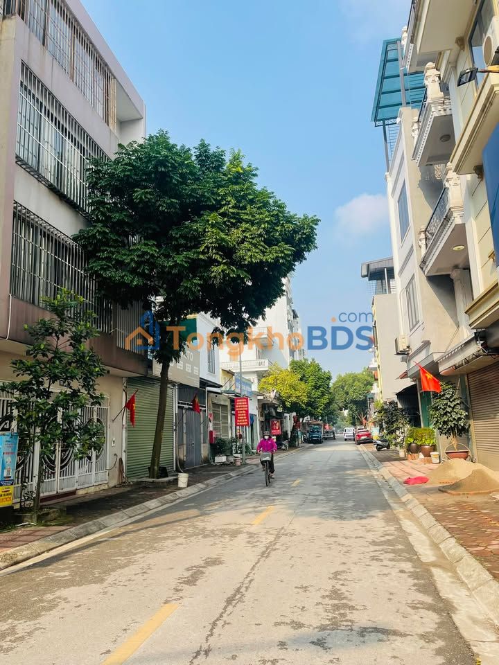 Nhà phố Việt Hưng Long Biên 55m2 1 tỷ - Mặt tiền kinh doanh