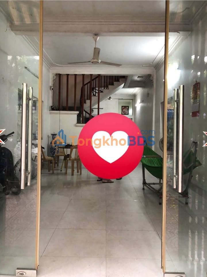 Nhà riêng Trần Huy Liệu 72m² 5 tỷ - Ô tô vào tận nhà