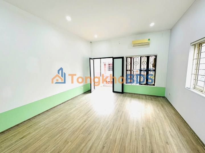 Nhà Mai Phúc Phúc Đồng Long Biên 97m² 13 triệu - Ô tô vào nhà